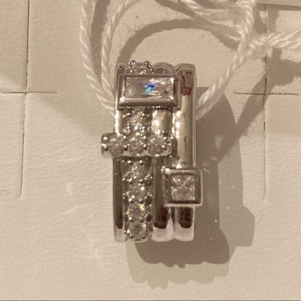 NWT ZINZI Sterling Silver, Zircon Pendant
